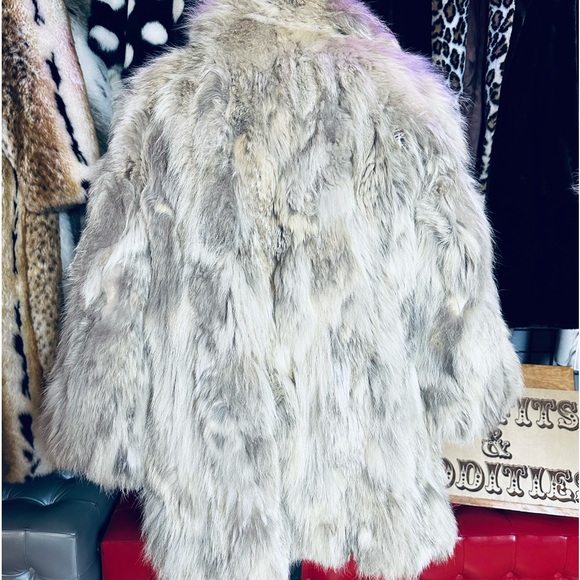 Diane Furs x Oleg Cassini 60s Vintage Wolf Fur Coat - Picture 3 of 7